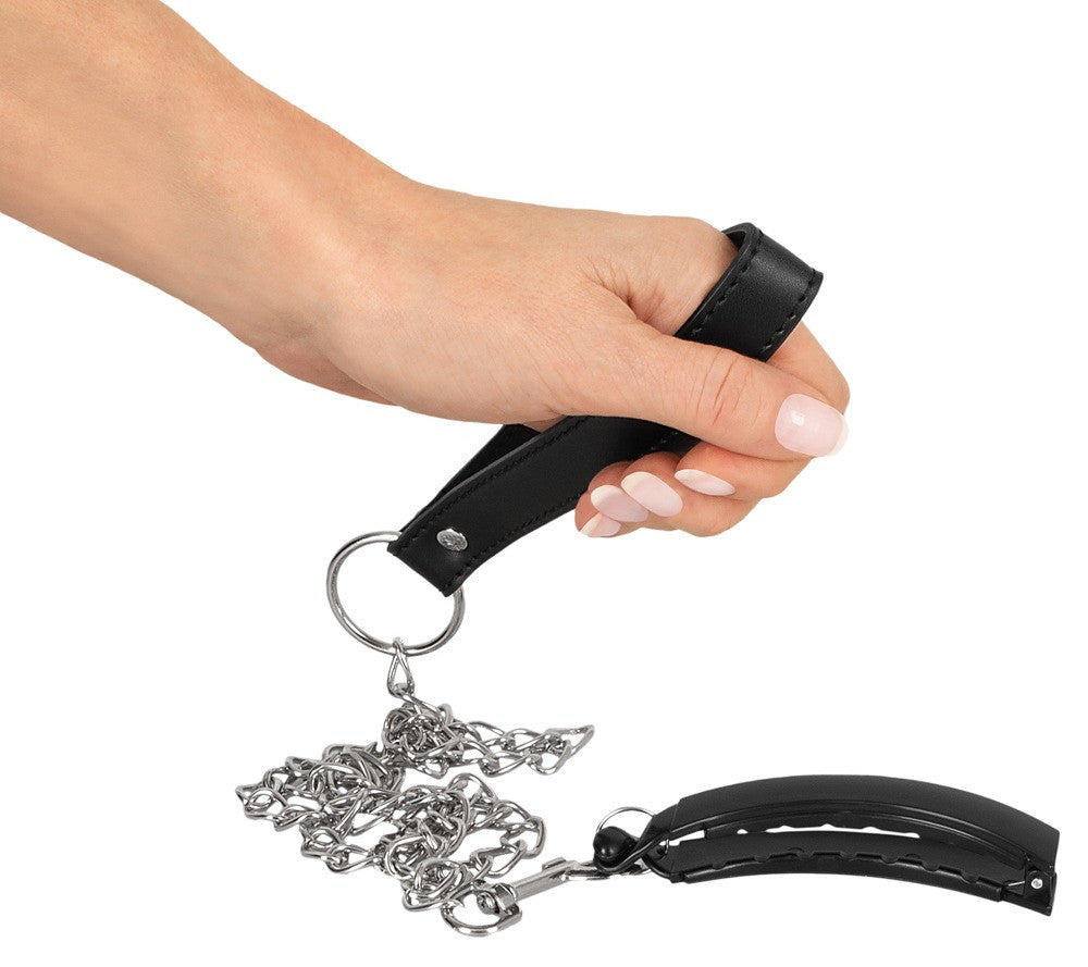 Morsetto vaginale con guinzaglio Pussy Clamp with a leash