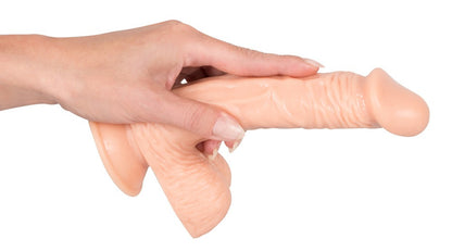 Fallo realistico Medium Dildo with Testicles and Suction Cup